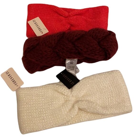 SET 3 pieces. Forever 21 Winter band . New - Picture 1 of 5